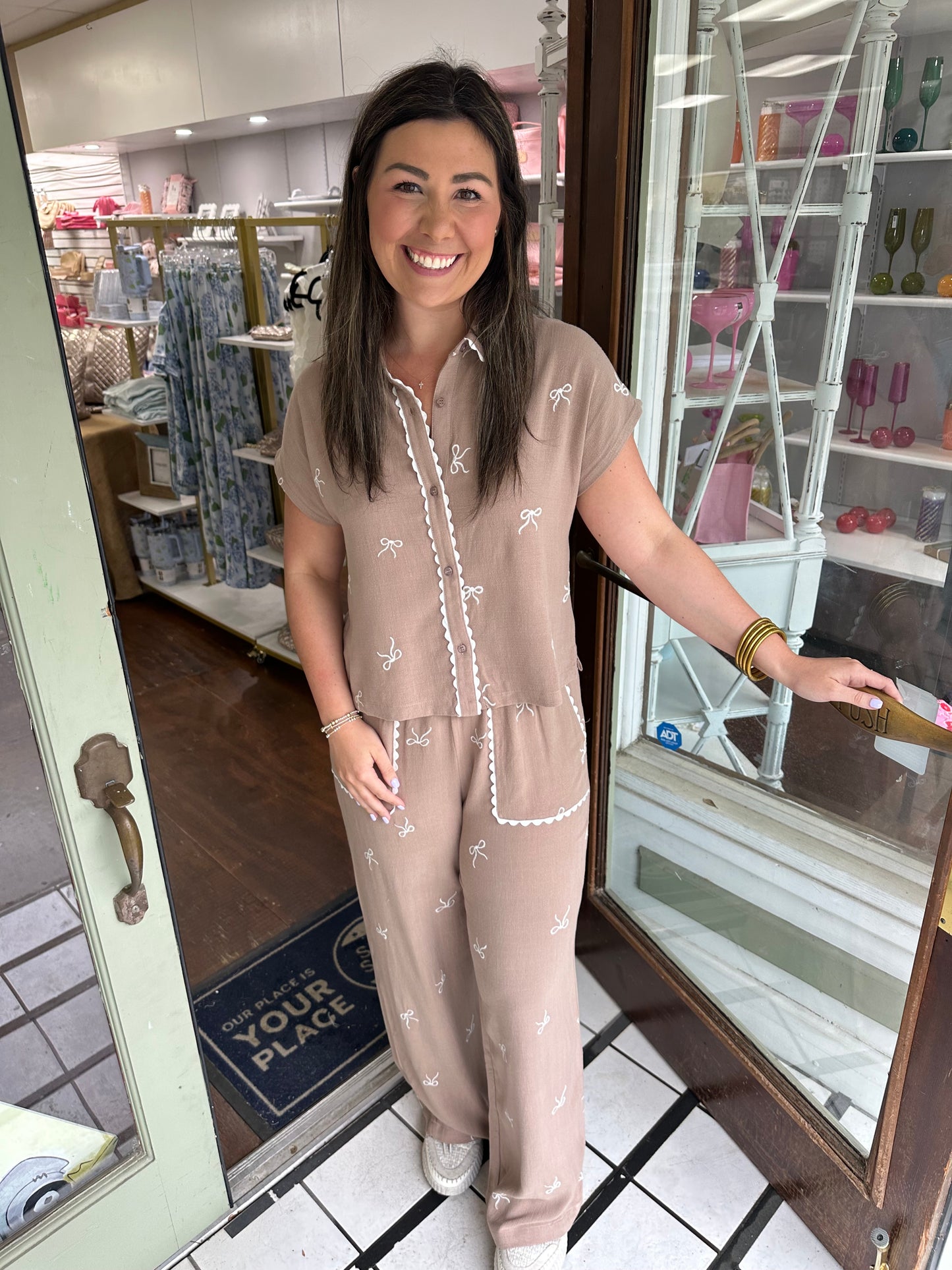 Bow Mocha Set